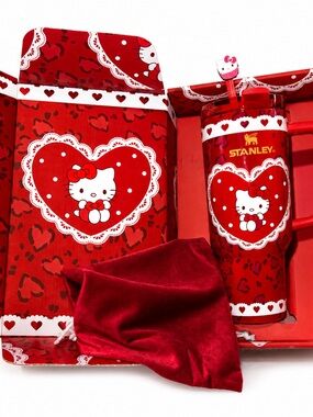 Hello Kitty x Stanley 40oz Tumbler Straw Topper + Velvet Bag + Collector Box NWT